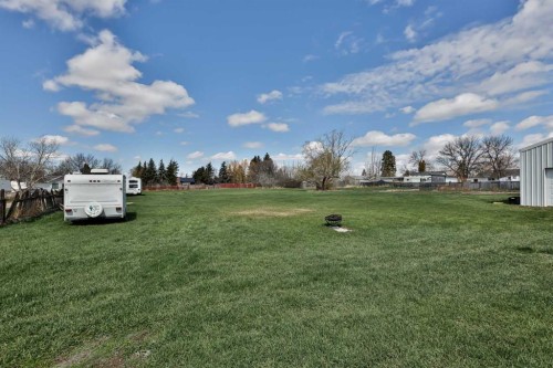 155E 100N, Raymond, AB - Outdoor With View