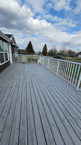 503 5 Avenue, Warner, AB - Outdoor With Deck Patio Veranda