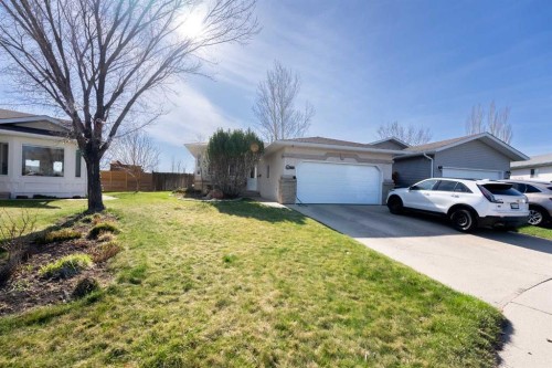 152 Mt Rundle Road WEST Lethbridge, AB T1K 7G1