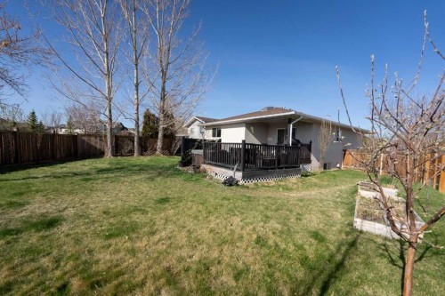 152 Mt Rundle Road West, Lethbridge, AB - Outdoor