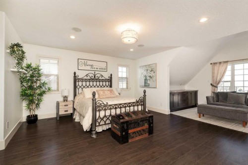 442 Stonecrest Terrace West, Lethbridge, AB - Indoor Photo Showing Bedroom