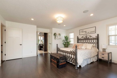442 Stonecrest Terrace West, Lethbridge, AB - Indoor Photo Showing Bedroom
