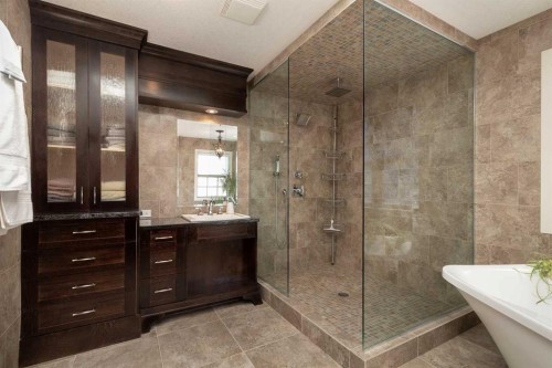 442 Stonecrest Terrace West, Lethbridge, AB - Indoor Photo Showing Bathroom
