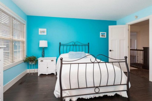 442 Stonecrest Terrace West, Lethbridge, AB - Indoor Photo Showing Bedroom