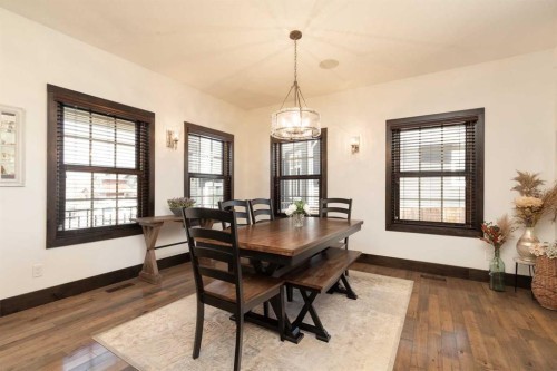 442 Stonecrest Terrace West, Lethbridge, AB - Indoor Photo Showing Dining Room