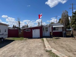324 3 Street WESTCoutts, AB T0L 0G0
