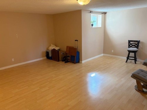 43 Riverwood Manor West, Lethbridge, AB - Indoor Photo Showing Other Room