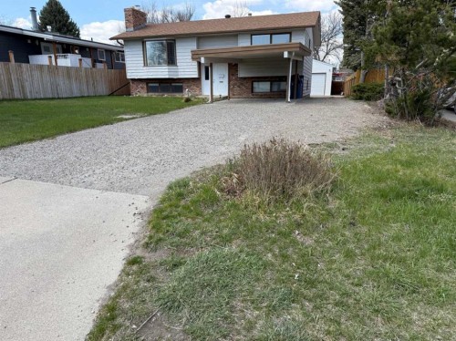 73 Mcgill Boulevard West, Lethbridge, AB - Outdoor
