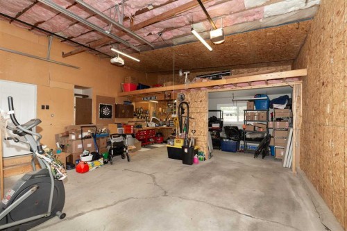 321 Normandy Road South, Lethbridge, AB - Indoor Photo Showing Garage