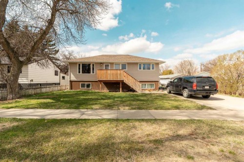 5816 52 Street, Taber, AB - Outdoor With Deck Patio Veranda
