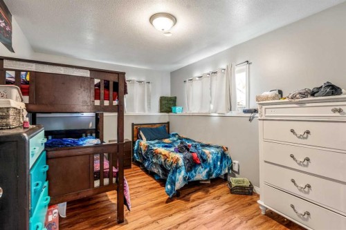 5816 52 Street, Taber, AB - Indoor Photo Showing Bedroom