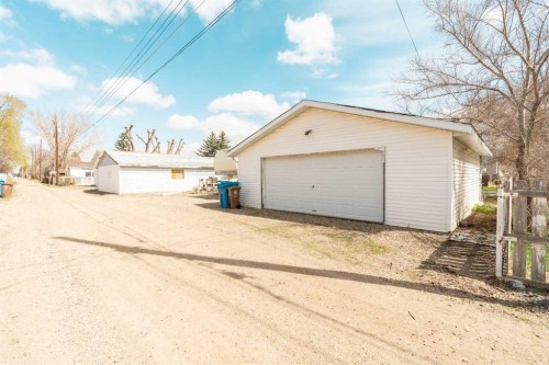 5816 52 Street, Taber, AB - Outdoor With Exterior