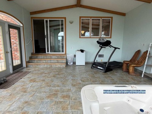 5411 46 Street, Taber, AB - 