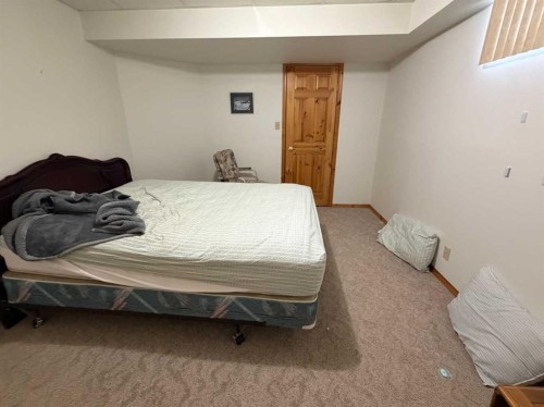 5411 46 Street, Taber, AB - Indoor Photo Showing Bedroom