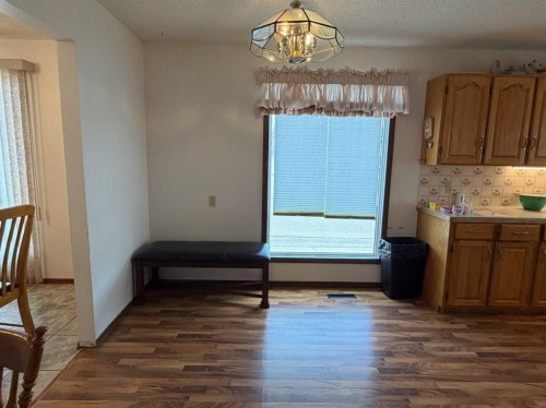 5411 46 Street, Taber, AB - Indoor