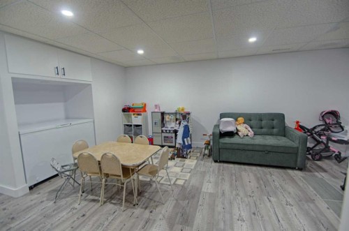 1804 22 Avenue, Coaldale, AB - Indoor