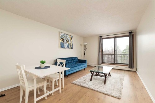 419-5 Berkeley Place West, Lethbridge, AB - Indoor