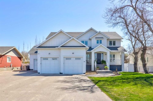 39 N 1 Street EAST Magrath, AB T0K 1J0