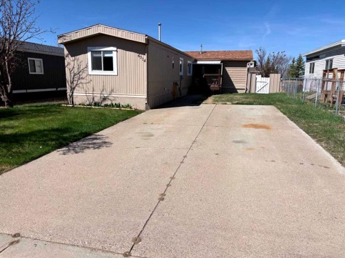 6314 48 Street, Taber, AB - Outdoor