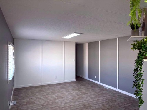 6314 48 Street, Taber, AB - Indoor Photo Showing Other Room