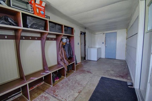 4925 53 Avenue, Taber, AB - Indoor Photo Showing Other Room