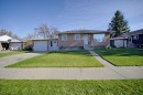 4925 53 Avenue, Taber, AB  - Outdoor 