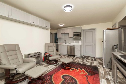 1009 Atlantic Lookout West, Lethbridge, AB - Indoor Photo Showing Kitchen