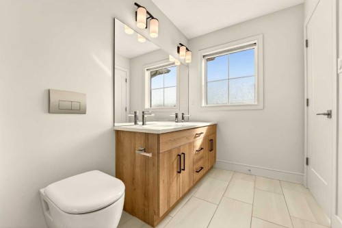 2600 45 Street South, Lethbridge, AB - Indoor Photo Showing Bathroom