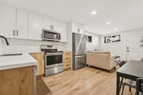 2600 45 Street South, Lethbridge, AB - Indoor Photo Showing Kitchen With Stainless Steel Kitchen