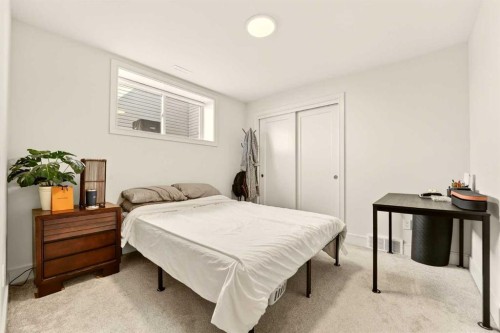2600 45 Street South, Lethbridge, AB - Indoor Photo Showing Bedroom