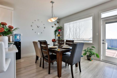 942 Miners Boulevard, Lethbridge, AB - Indoor Photo Showing Dining Room