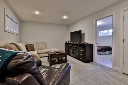 942 Miners Boulevard, Lethbridge, AB - Indoor