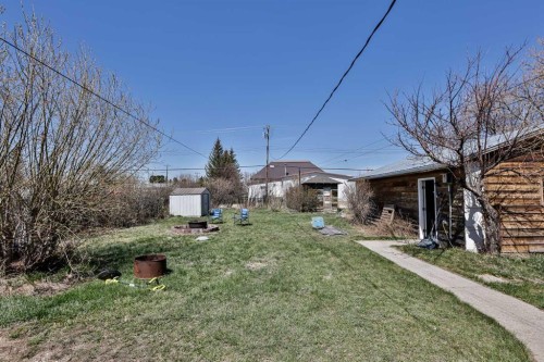 209 3 Avenue, Warner, AB - Outdoor