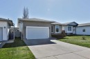 73 Mt Rundle Boulevard West, Lethbridge, AB  - Outdoor With Facade 