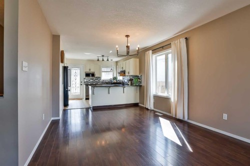 73 Mt Rundle Boulevard West, Lethbridge, AB - Indoor