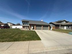 4804 42 Street Taber, AB T1G 1C9