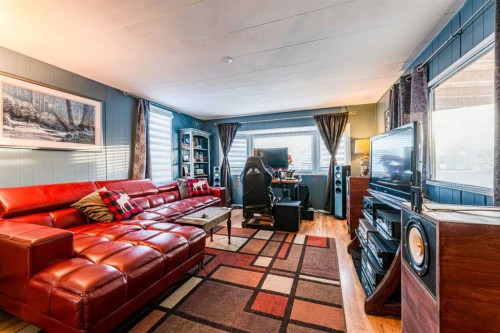 104 2Nd Street, Warner, AB - Indoor