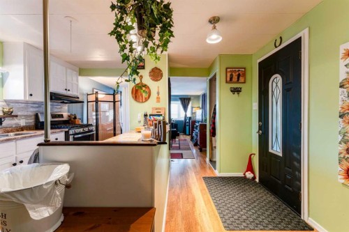 104 2Nd Street, Warner, AB - Indoor