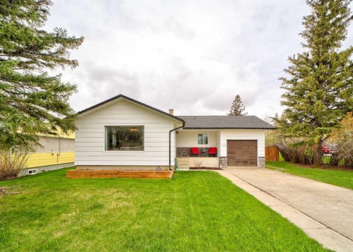 1166 Morden Avenue  Pincher Creek, AB T0K 1W0