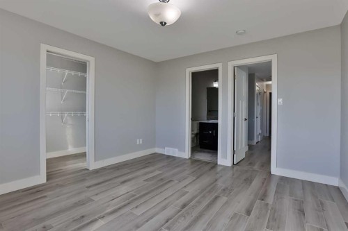 522 Moonlight Lane West, Lethbridge, AB - Indoor Photo Showing Other Room