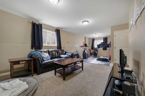 5046 41 Street, Taber, AB 