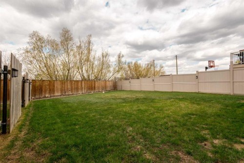5046 41 Street, Taber, AB 
