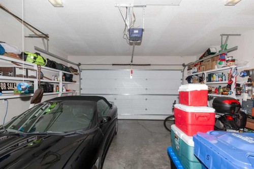 11 Salish Bay West, Lethbridge, AB - Indoor Photo Showing Garage