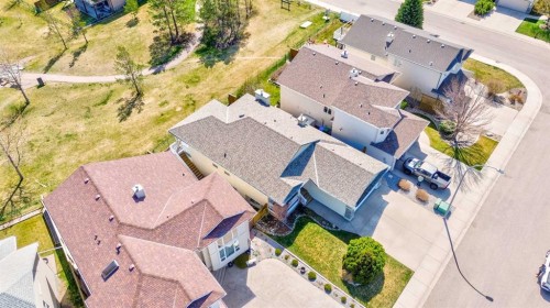 11 Salish Bay West, Lethbridge, AB - Outdoor With View