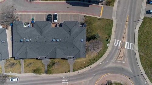 5-16 Sunridge Boulevard West, Lethbridge, AB - Outdoor
