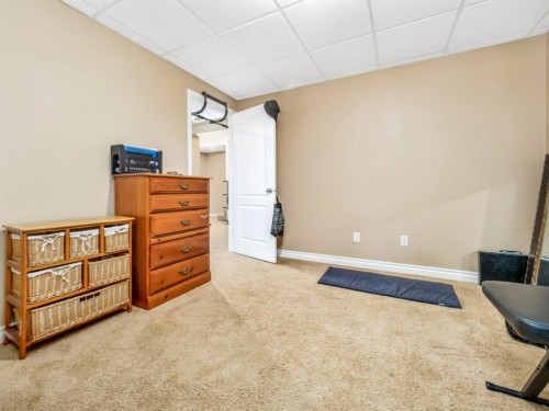 689 Blackfoot Terrace West, Lethbridge, AB - Indoor