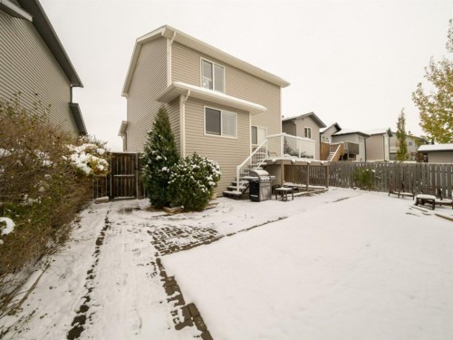 689 Blackfoot Terrace West, Lethbridge, AB - Outdoor