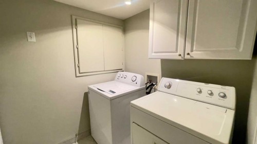 34 Blackfoot Road West, Lethbridge, AB - Indoor Photo Showing Laundry Room