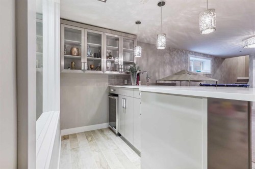 1544 Coalbanks Boulevard West, Lethbridge, AB - Indoor Photo Showing Kitchen