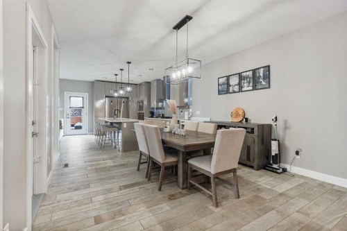 1544 Coalbanks Boulevard West, Lethbridge, AB - Indoor Photo Showing Dining Room